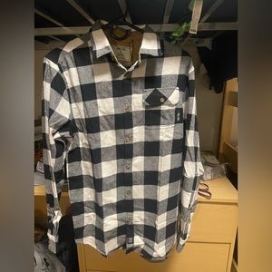 Black and White flannel by YeeYee.